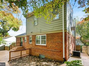 5411 22nd Street N, Arlington VA 22205