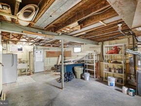 5411 22nd Street N, Arlington VA 22205
