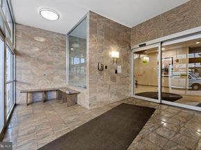 1900 John F Kennedy Boulevard 822, Philadelphia PA 19103