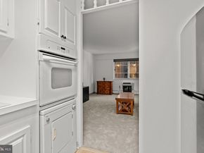 1900 John F Kennedy Boulevard 822, Philadelphia PA 19103