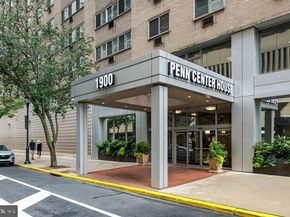 1900 John F Kennedy Boulevard 822, Philadelphia PA 19103