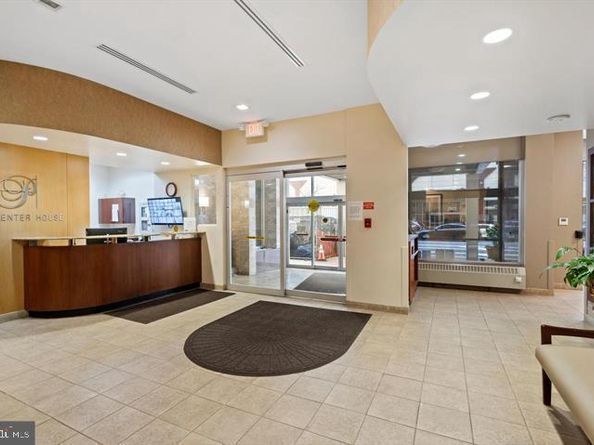 1900 John F Kennedy Boulevard 822, Philadelphia PA 19103