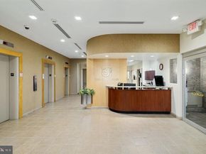 1900 John F Kennedy Boulevard 822, Philadelphia PA 19103