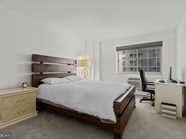 1900 John F Kennedy Boulevard 822, Philadelphia PA 19103