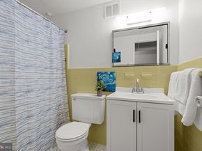 1900 John F Kennedy Boulevard 822, Philadelphia PA 19103