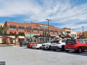 12850 Mosaic Park Way 2A, Herndon VA 20171