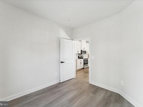 12850 Mosaic Park Way 2A, Herndon VA 20171