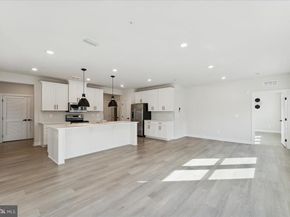 12850 Mosaic Park Way 2A, Herndon VA 20171