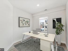 12850 Mosaic Park Way 2A, Herndon VA 20171