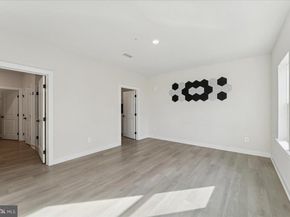 12850 Mosaic Park Way 2A, Herndon VA 20171