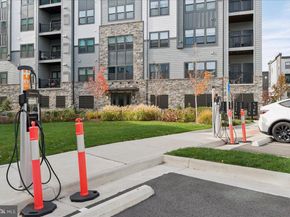 12850 Mosaic Park Way 2A, Herndon VA 20171