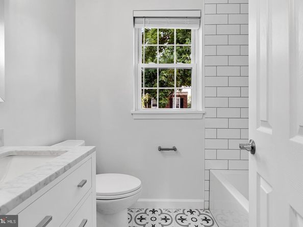 3468 S Stafford Street B2, Arlington VA 22206