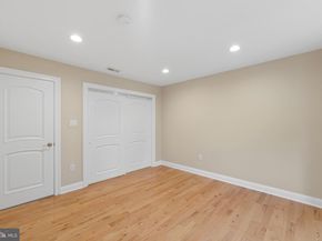 1060 Welsh Road, Philadelphia PA 19115