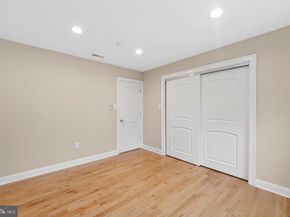 1060 Welsh Road, Philadelphia PA 19115