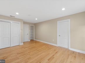 1060 Welsh Road, Philadelphia PA 19115