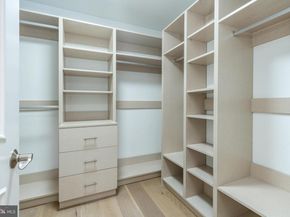 1060 Welsh Road, Philadelphia PA 19115