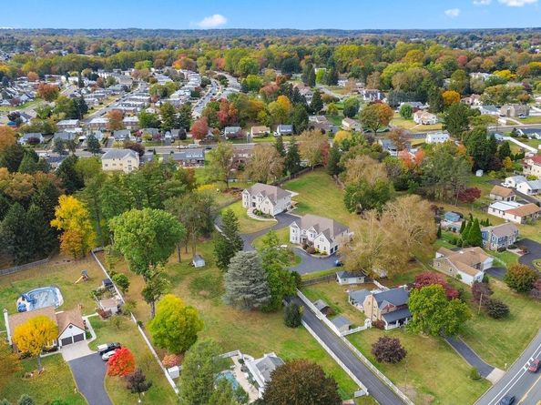 1060 Welsh Road, Philadelphia PA 19115