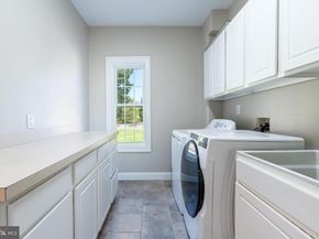 1060 Welsh Road, Philadelphia PA 19115