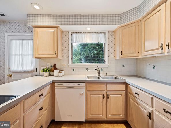 1014 Townsend Circle, Wayne PA 19087