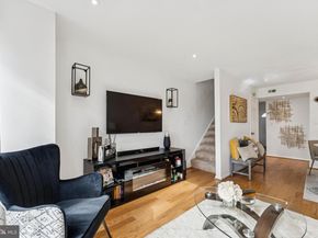 3009 Hawthorne Drive NE, Washington DC 20017