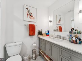 3009 Hawthorne Drive NE, Washington DC 20017