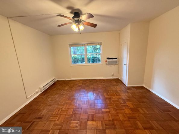 3460 Martha Custis Drive, Alexandria VA 22302