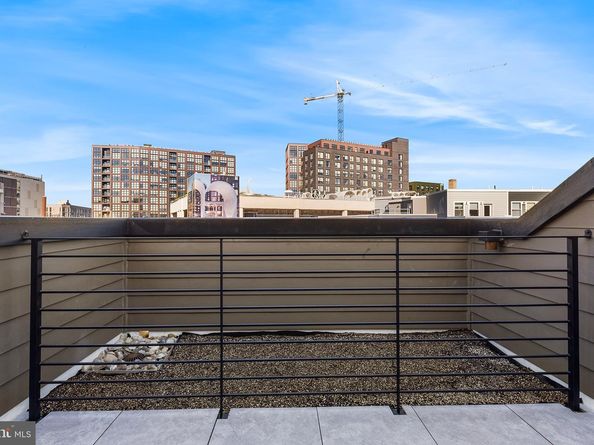 136 W Allen Street, Philadelphia PA 19123