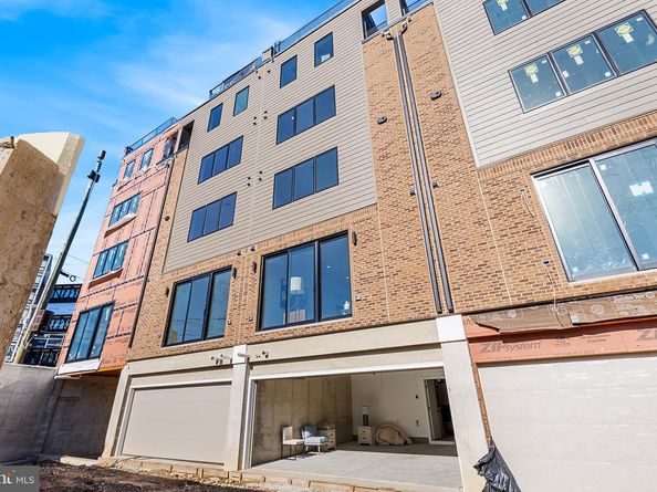 136 W Allen Street, Philadelphia PA 19123