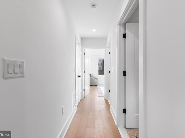 136 W Allen Street, Philadelphia PA 19123