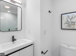 136 W Allen Street, Philadelphia PA 19123