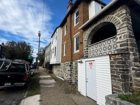 4520 Fernhill Road, Philadelphia PA 19144