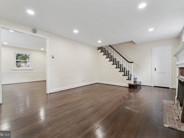 8427 Limekiln Pike, Wyncote PA 19095