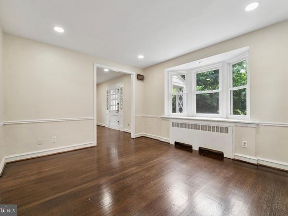 8427 Limekiln Pike, Wyncote PA 19095