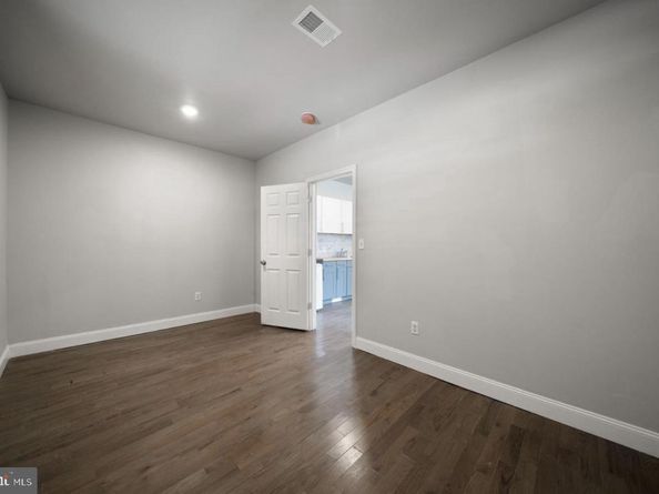 2316 N 9TH Street, Philadelphia PA 19133