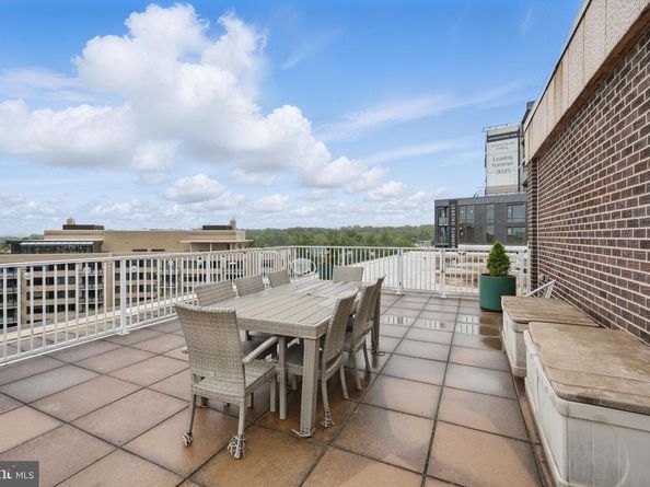 2501 Calvert Street NW 811, Washington DC 20008