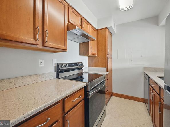 2501 Calvert Street NW 811, Washington DC 20008