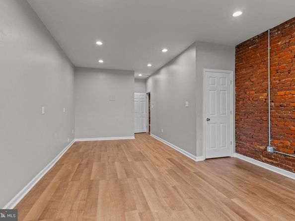 926 E Tioga Street, Philadelphia PA 19134