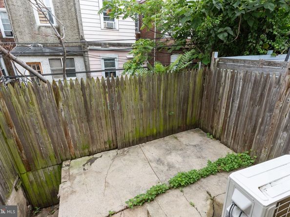 926 E Tioga Street, Philadelphia PA 19134
