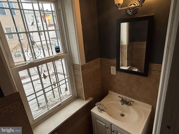 73 E Cosgrove Street, Philadelphia PA 19144