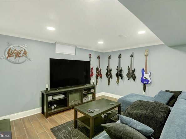 331 N Lafayette Avenue, Morrisville PA 19067