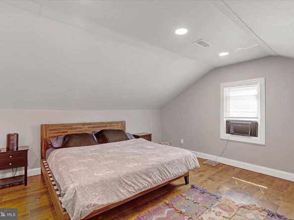 331 N Lafayette Avenue, Morrisville PA 19067