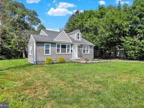 331 N Lafayette Avenue, Morrisville PA 19067