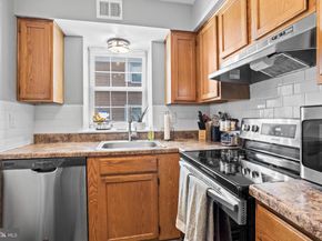 816 South Avenue K5, Secane PA 19018