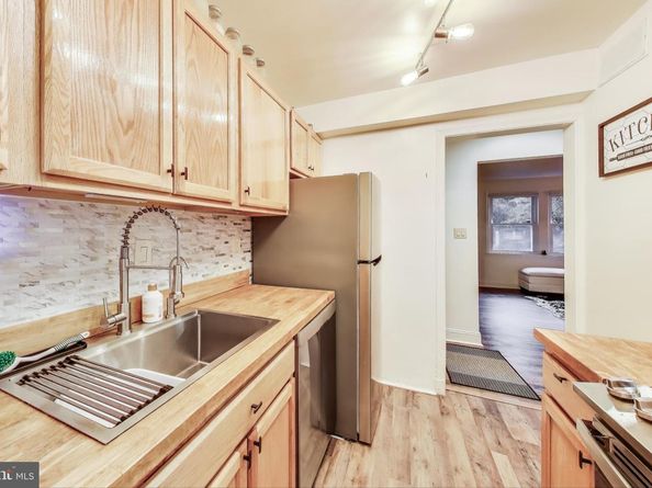 2126 Suitland Terrace SE 101, Washington DC 20020