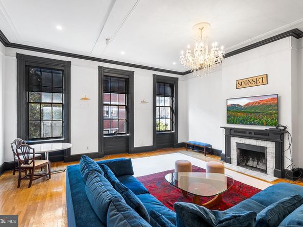 1033 Spruce Street 200, Philadelphia PA 19107