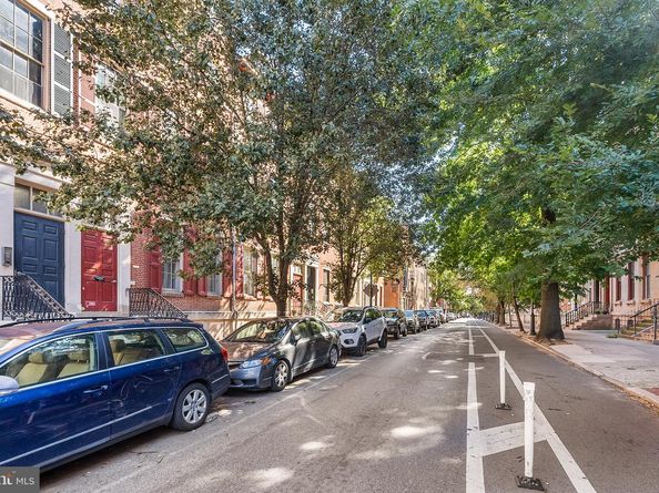 1033 Spruce Street 200, Philadelphia PA 19107