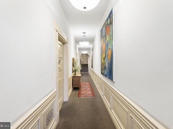 1033 Spruce Street 200, Philadelphia PA 19107