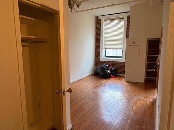 1010 Race Street 5I, Philadelphia PA 19107