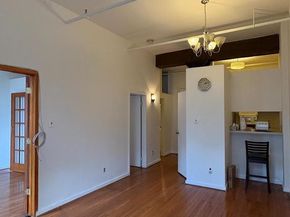 1010 Race Street 5I, Philadelphia PA 19107