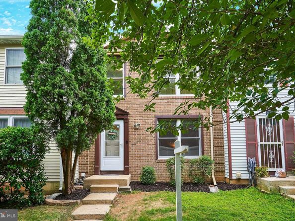 6758 Brook Run Drive, Falls Church VA 22043